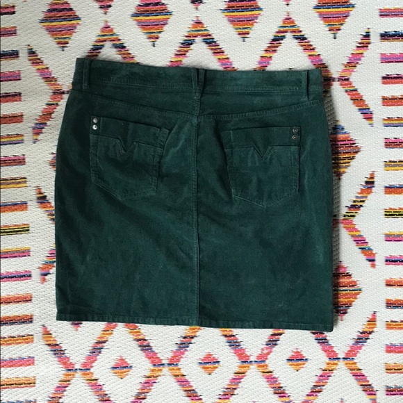 Corduroy skirt - Picture 4 of 4